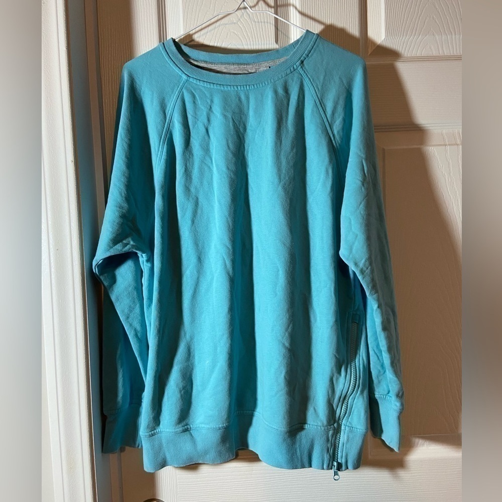 Champion Brand Women's Pullover Sweatshirt Sz Med Light Teal Side Zipper Shirt